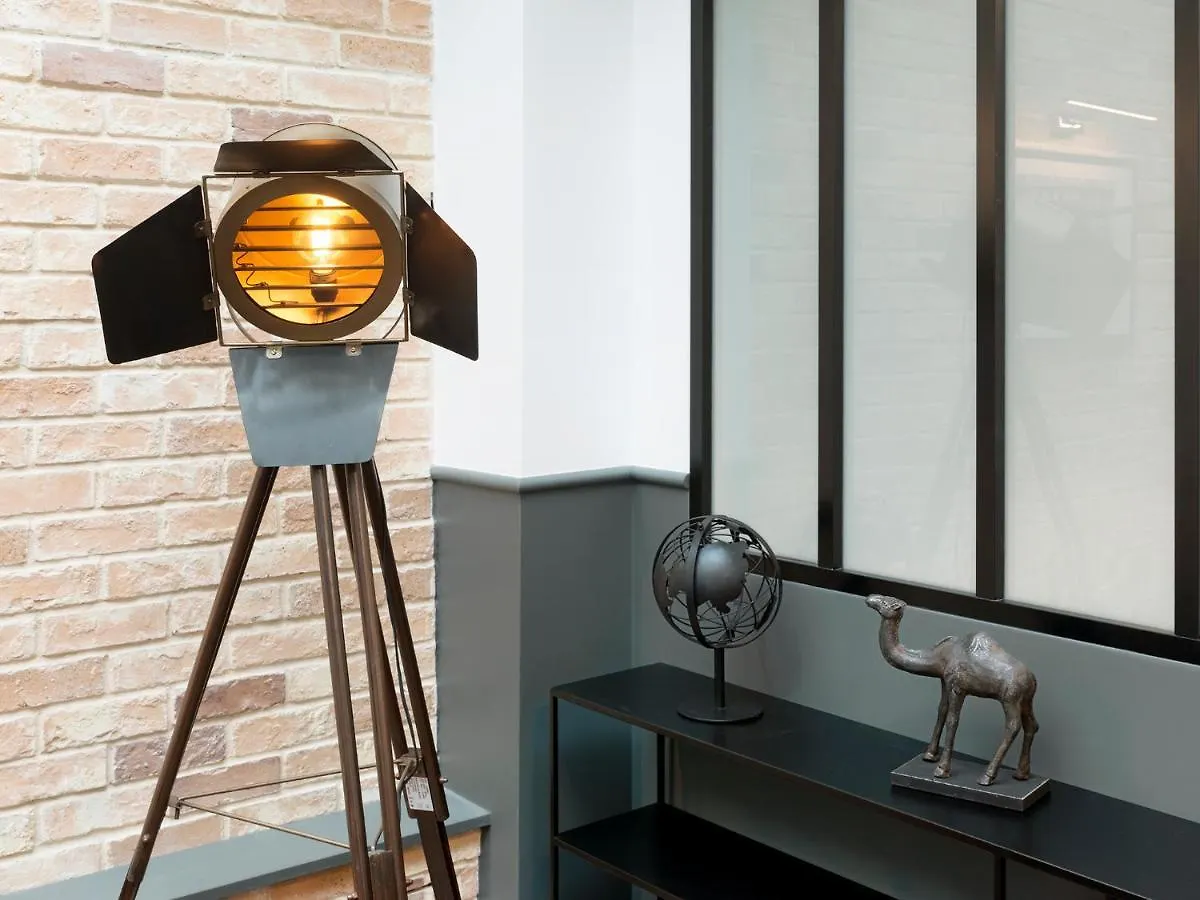 Livinparis - Luxury Ac 3 Bedrooms Le Marais I